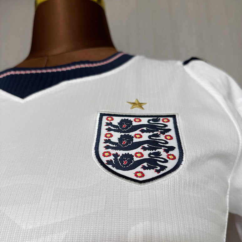Camisa Inglaterra I 26/27 Torcedor Feminina