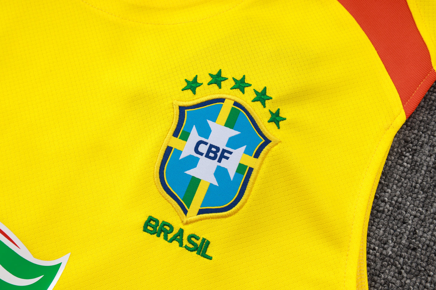 Kit De Treino Regata Brasil 26/27 Amarela Masculina